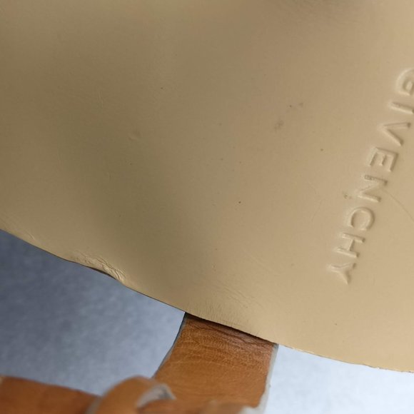 GIVENCHY All Leather Heeled Strappy Minimalist Logo Sandal 7us /5uk - Picture 4 of 9